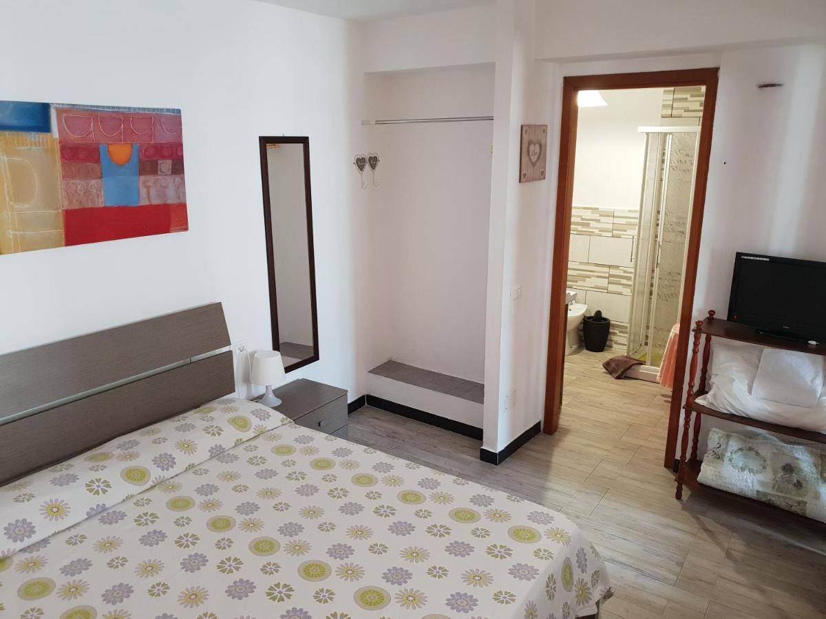 Casa Vacanze L'Agrifoglio Bed & Breakfast Magliolo Eksteriør bilde