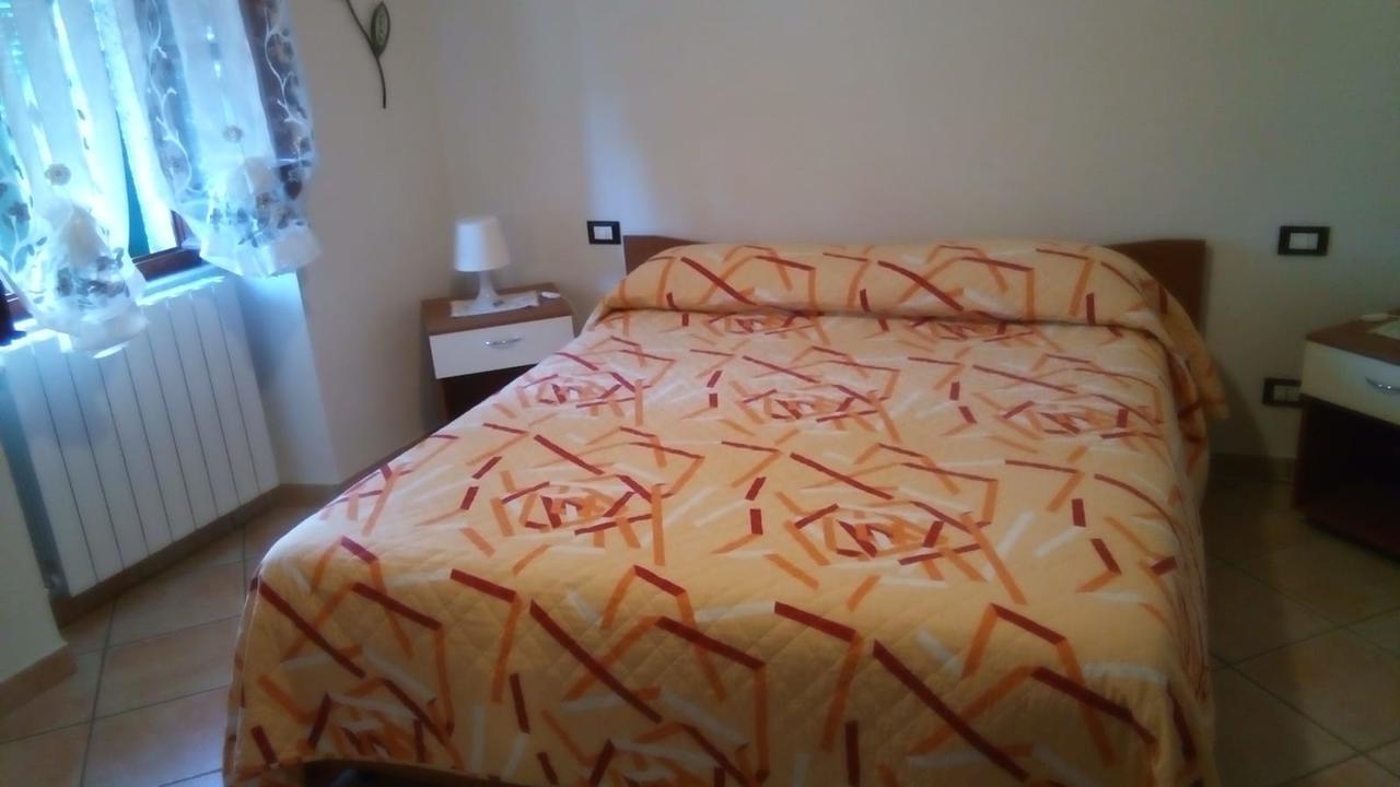 Casa Vacanze L'Agrifoglio Bed & Breakfast Magliolo Eksteriør bilde