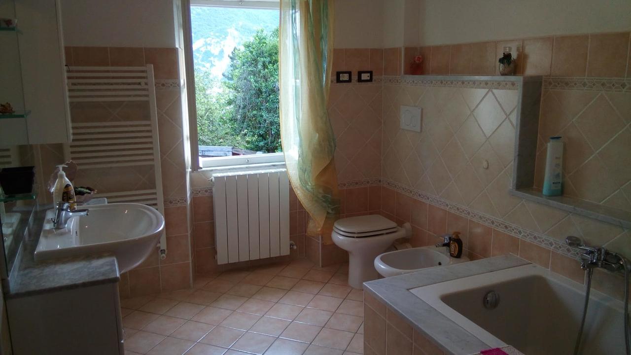 Casa Vacanze L'Agrifoglio Bed & Breakfast Magliolo Eksteriør bilde